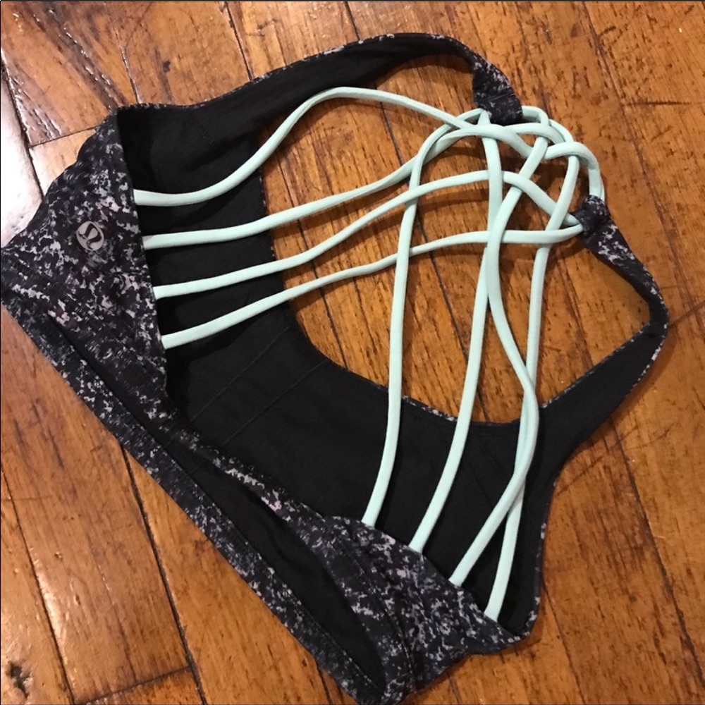 2 RARE Lululemon Free To Be *Wild Bras! - Picture 5 of 8